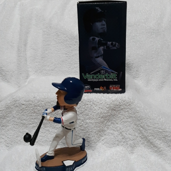 Kyle Schwarber Bobblehead Cubs TN Smokies - Picture 2 of 8
